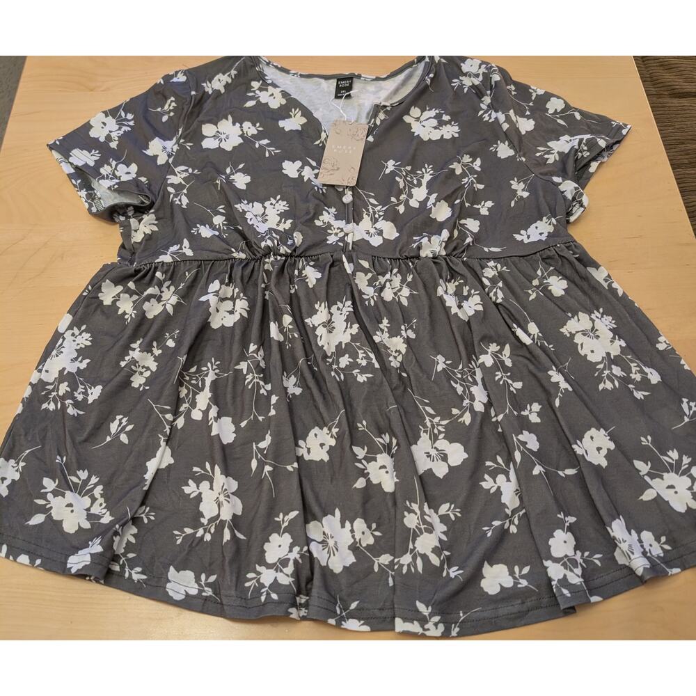 🍀NWT Women's 2XL Emery Rose Top